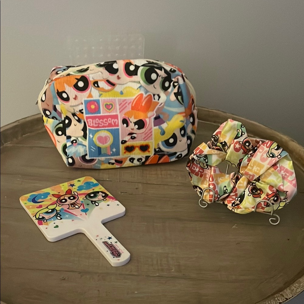 Colorful Cartoon Kids bundle/lot